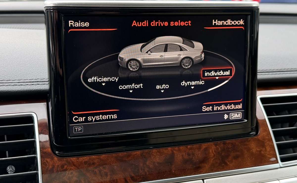 Audi A8, 3.0 l., Седан