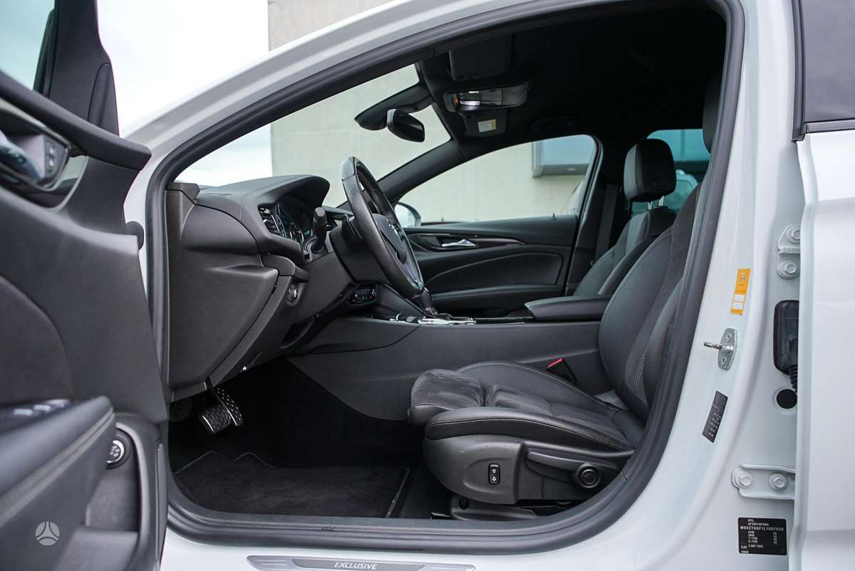 Opel Insignia, 1.6 l., Универсал