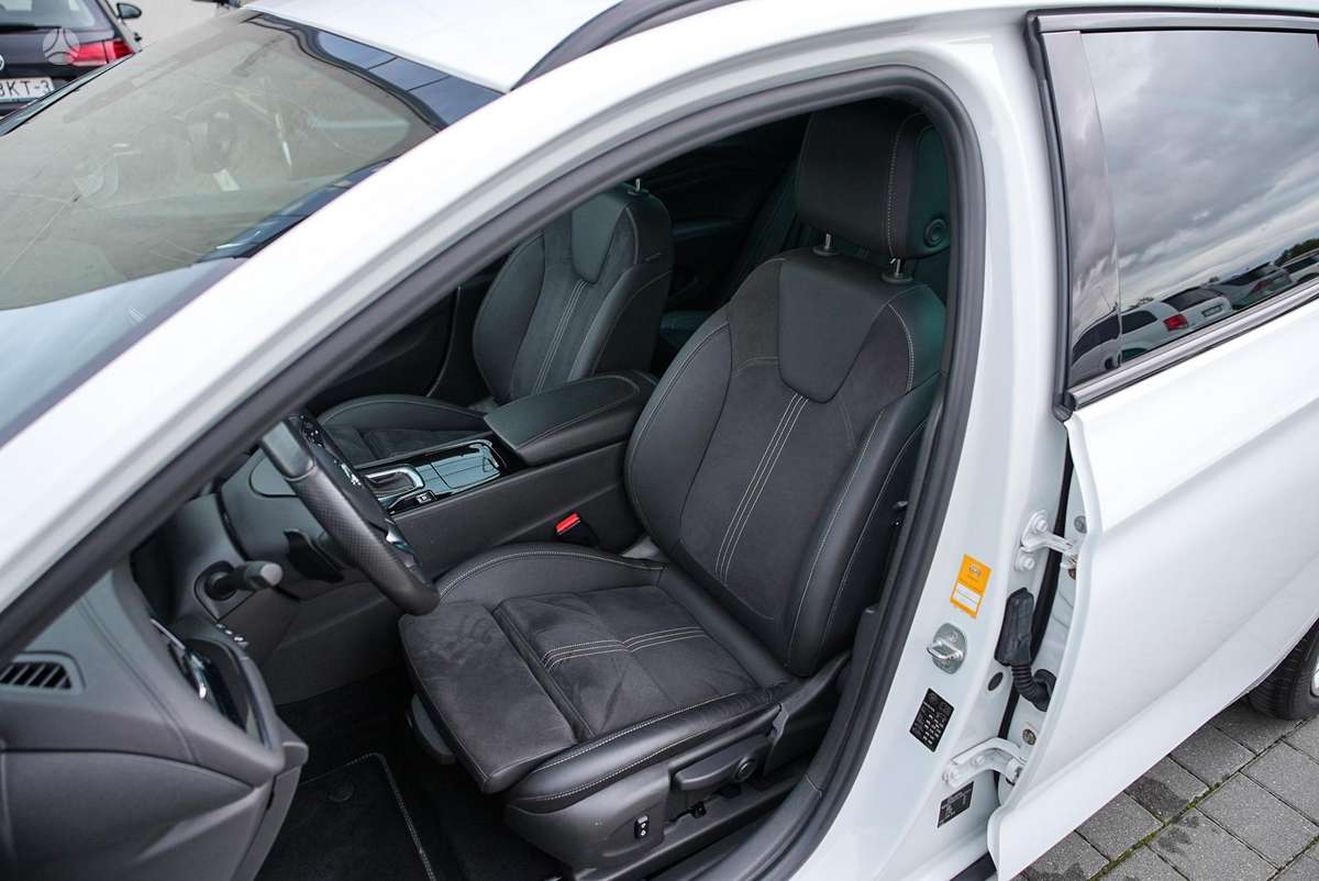Opel Insignia, 1.6 l., Универсал