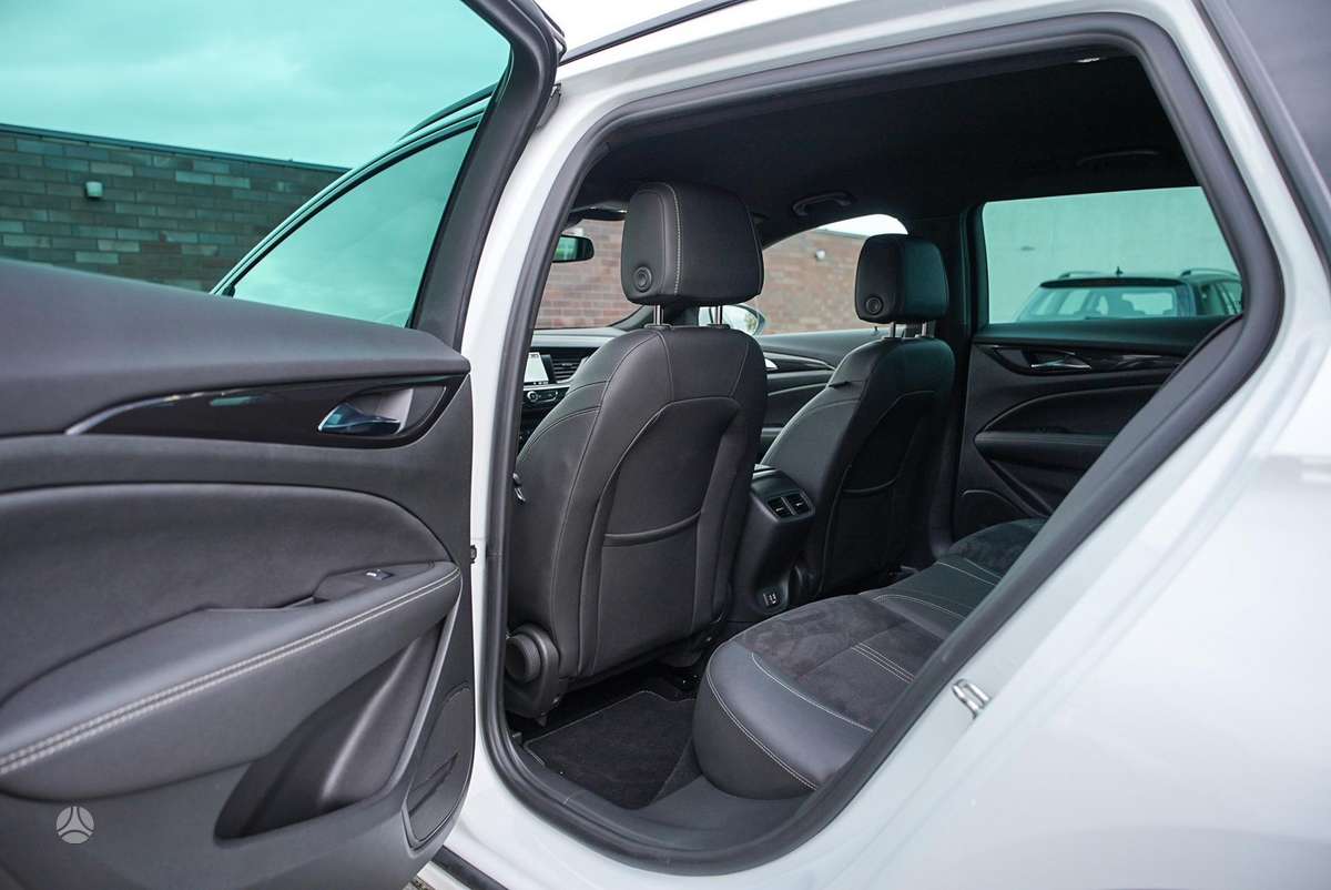 Opel Insignia, 1.6 l., Универсал