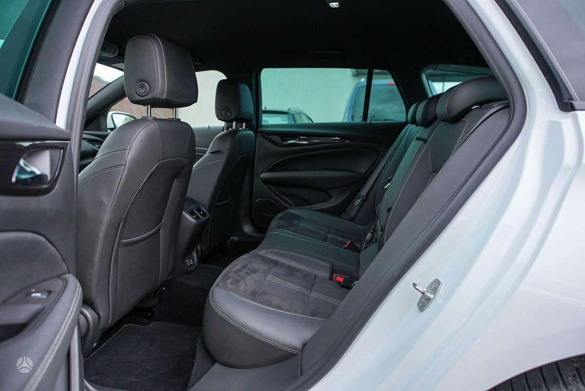 Opel Insignia, 1.6 l., Универсал