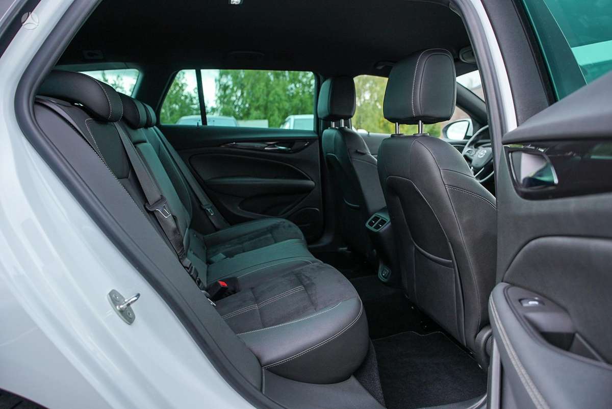 Opel Insignia, 1.6 l., Универсал