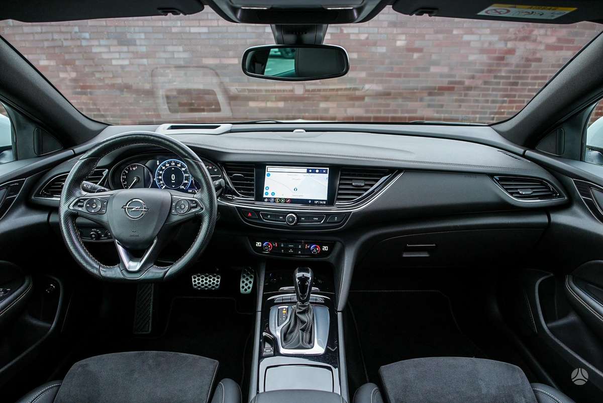 Opel Insignia, 1.6 l., Универсал