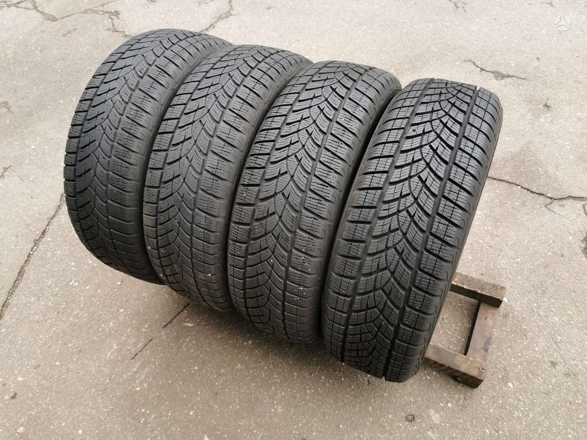 Goodyear ULTRAGRIP, winter 215/65 R17