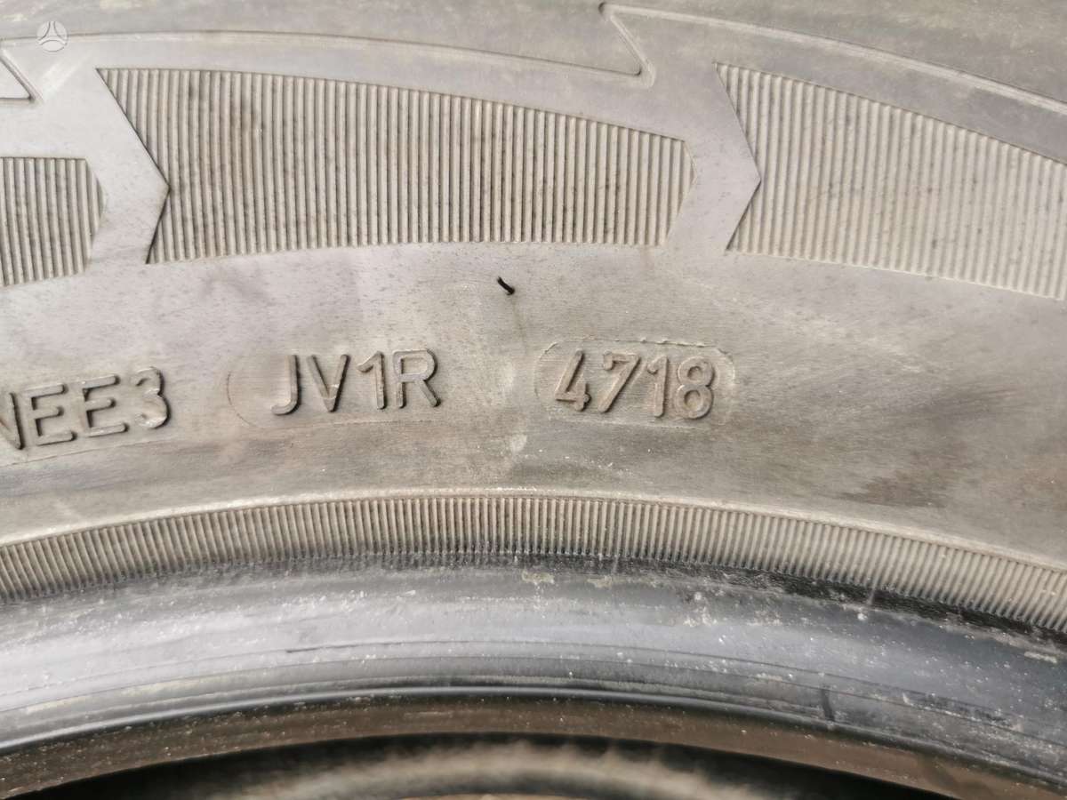 Goodyear ULTRAGRIP, winter 215/65 R17