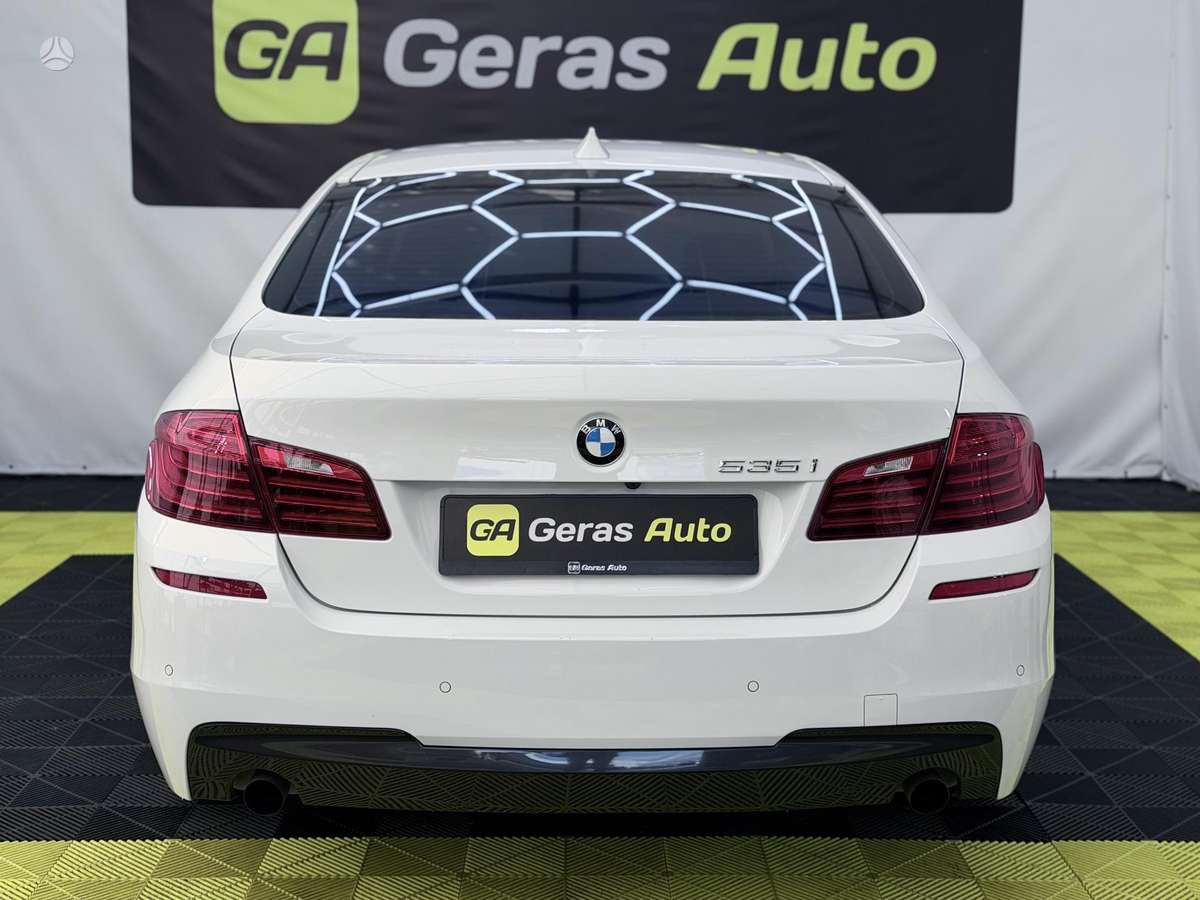 BMW 535, 3.0 l., Седан