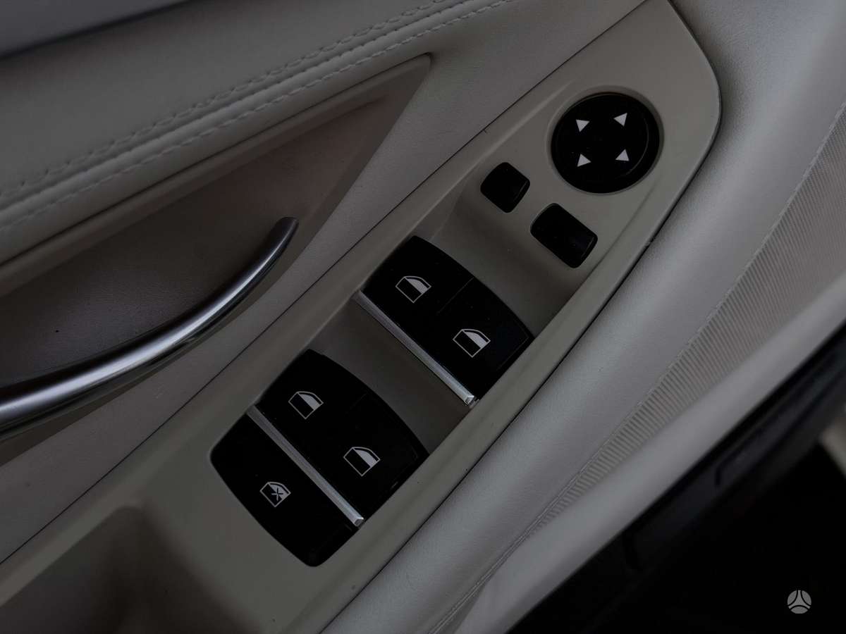 BMW 535, 3.0 l., Седан