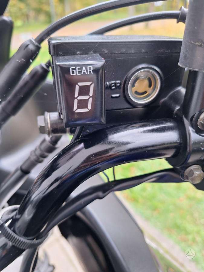 Suzuki DL (V-Strom) 996cc, enduro / adventure