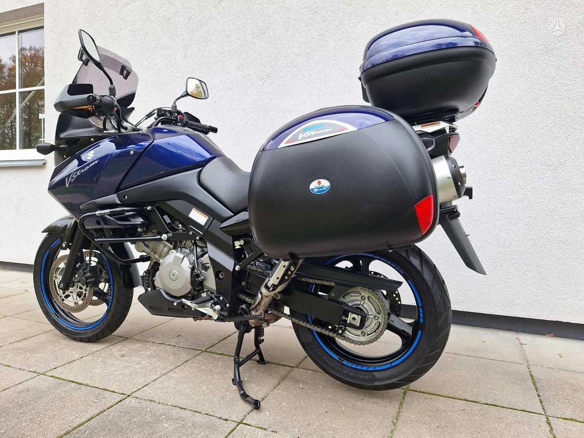 Suzuki DL (V-Strom) 996cc, enduro / adventure