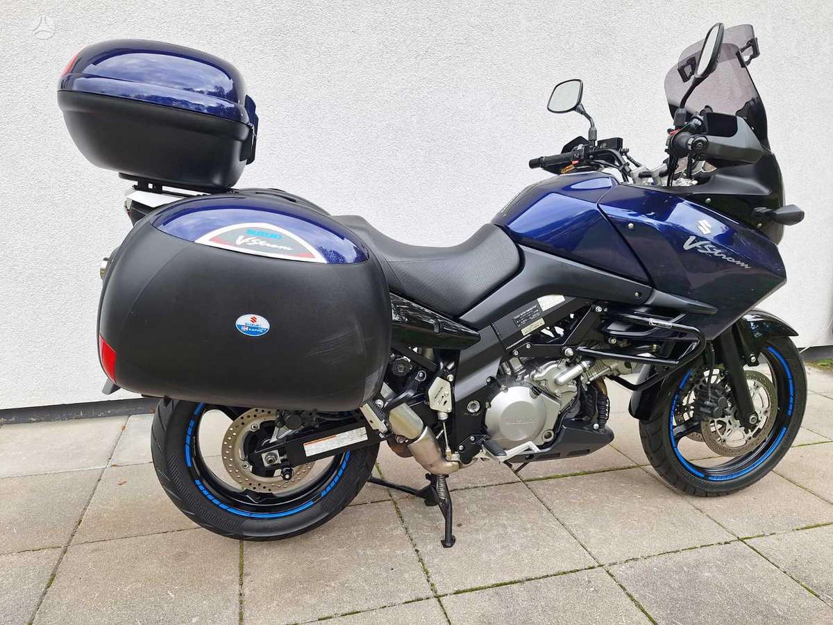 Suzuki DL (V-Strom) 996cc, enduro / adventure