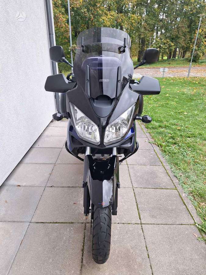 Suzuki DL (V-Strom) 996cc, enduro / adventure