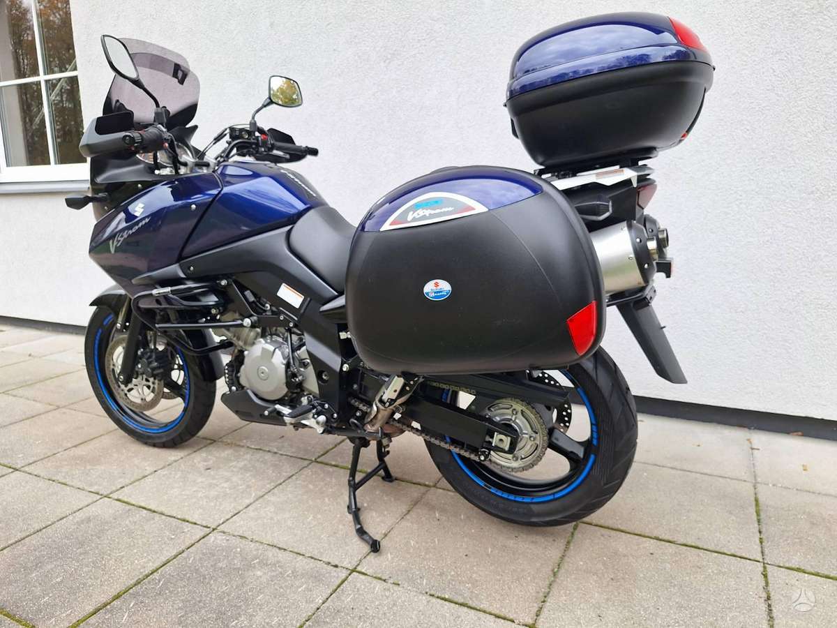 Suzuki DL (V-Strom) 996cc, enduro / adventure