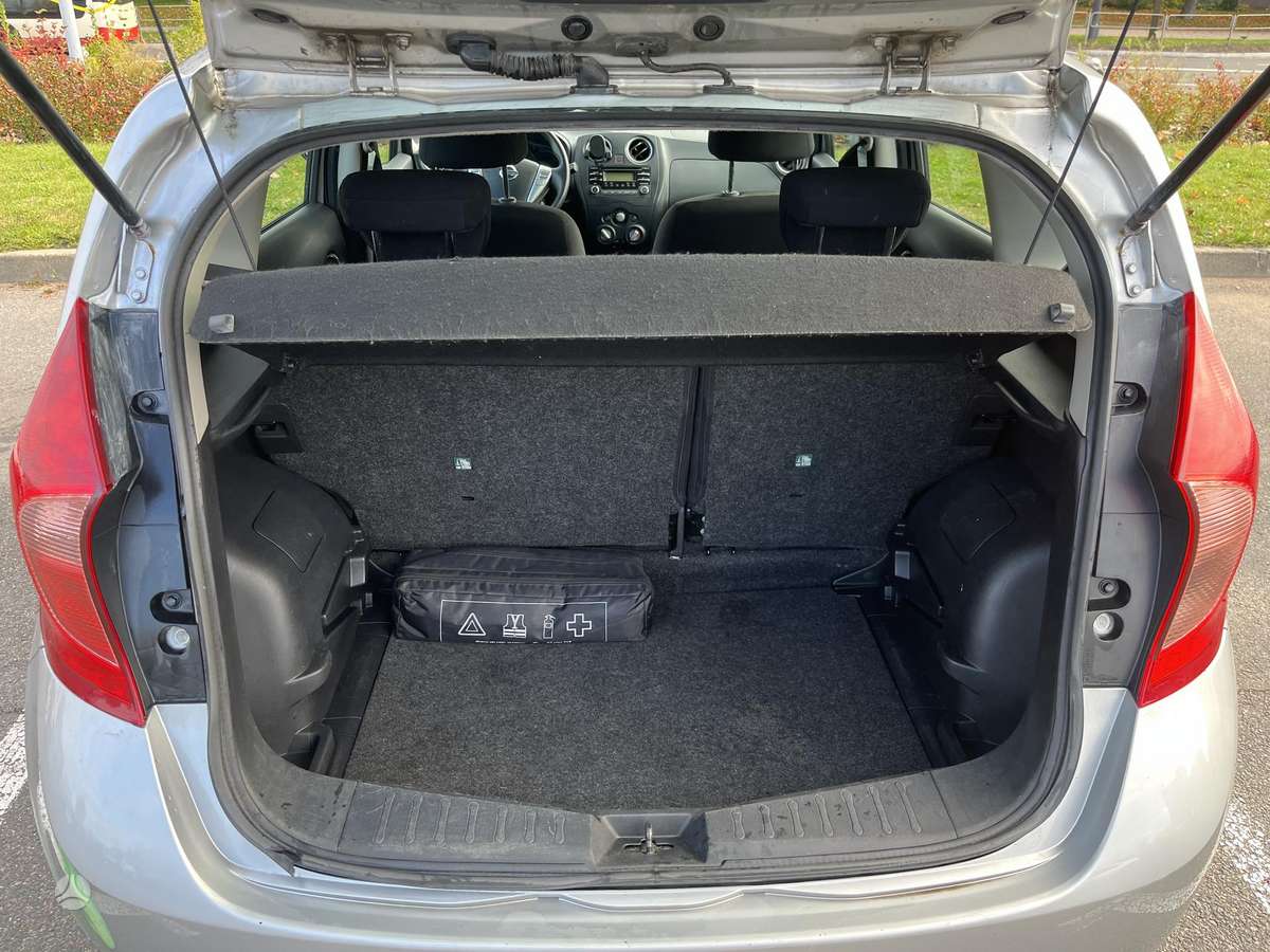 Nissan Note, 1.2 l., hatchback