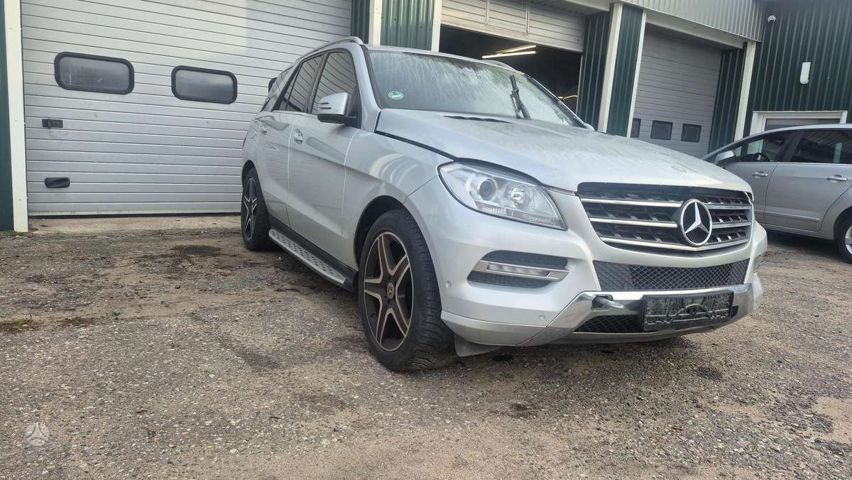 Mercedes-Benz ML klasė по частям