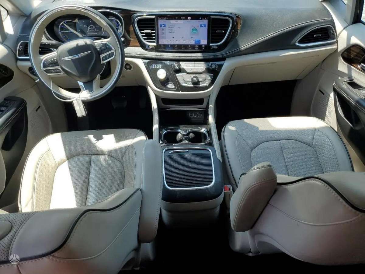 Chrysler Pacifica Dalimis