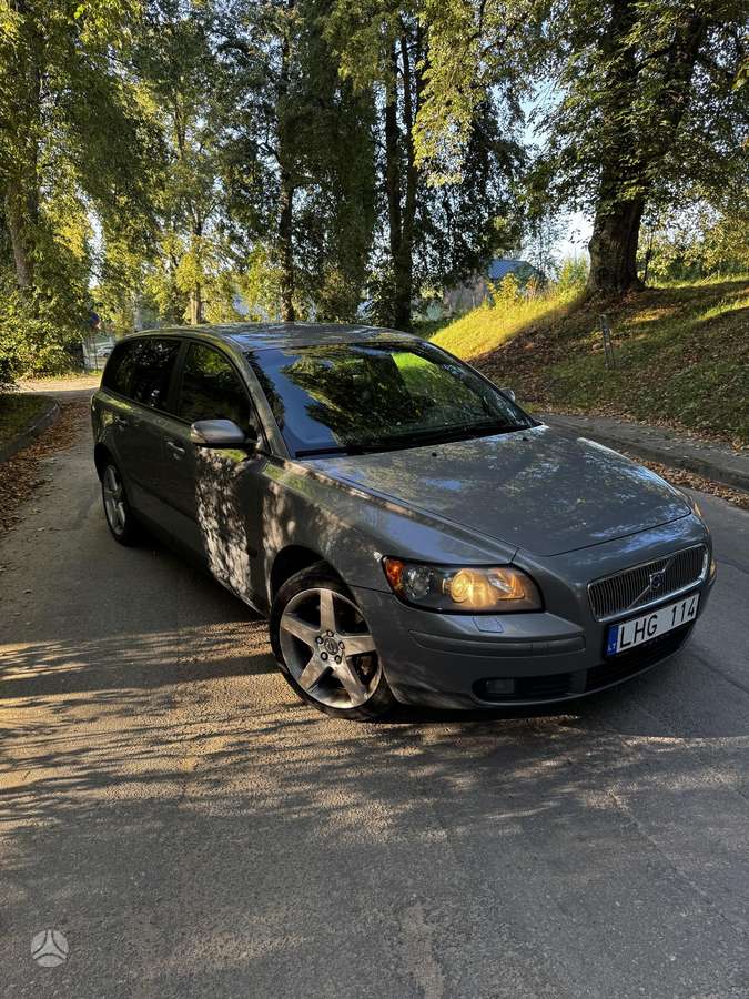 Volvo V50, 2.5 l., wagon