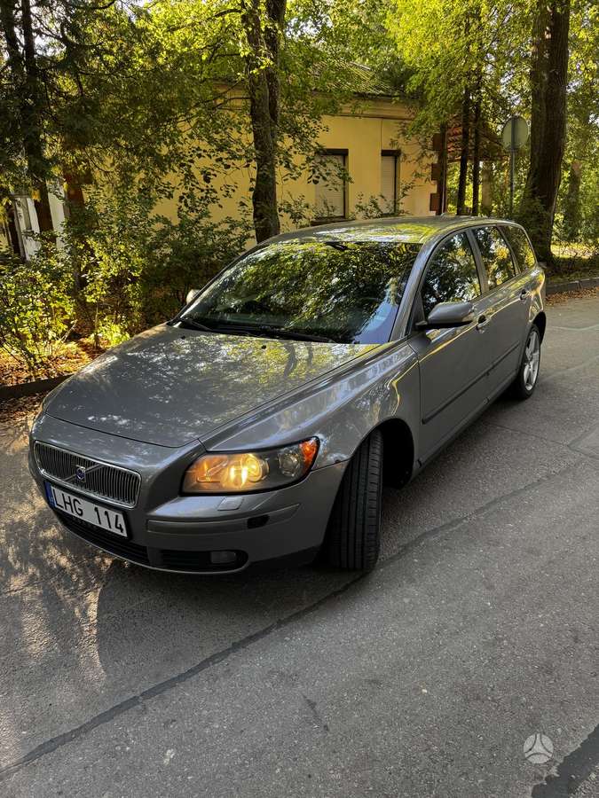 Volvo V50, 2.5 l., wagon