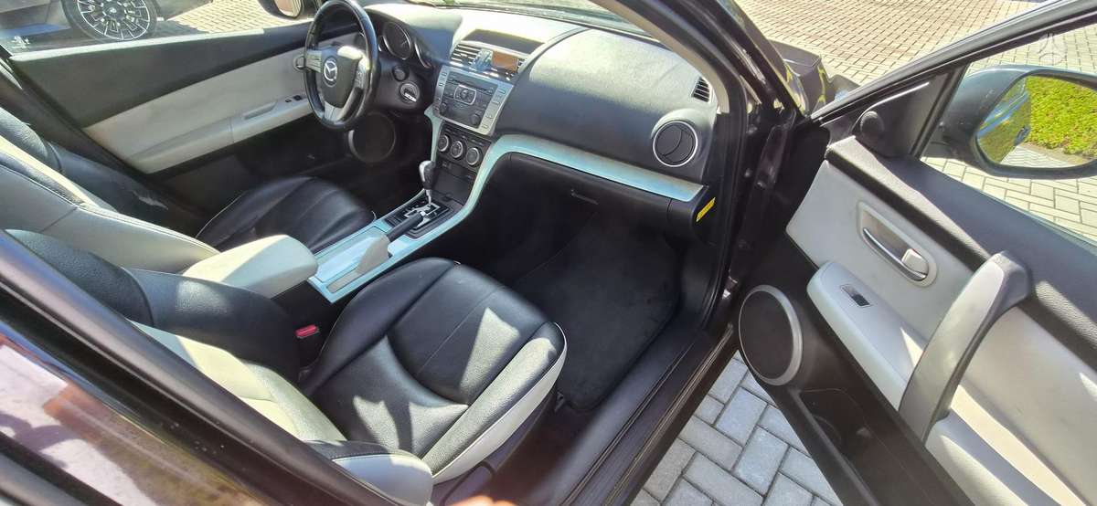 Mazda 6, 2.0 l., wagon