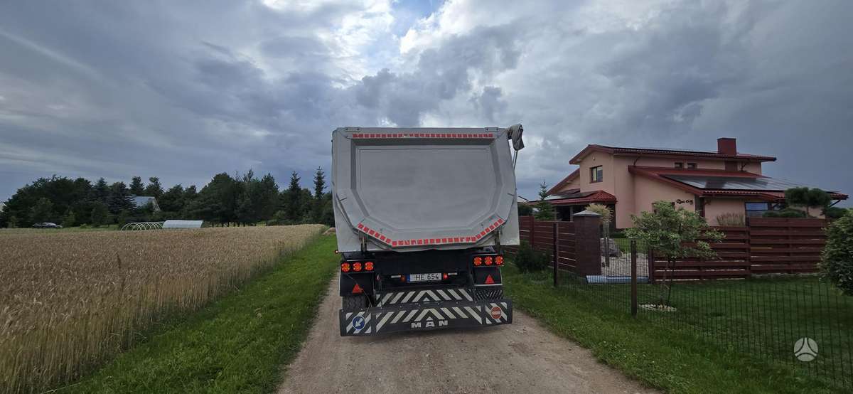 Volvo FH12, single sleeper