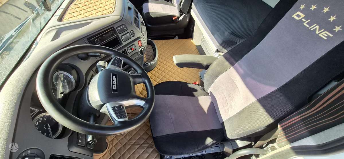 DAF XF 450, 2 miegamosios vietos