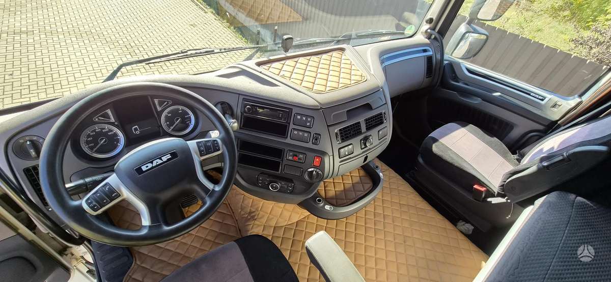 DAF XF 450, 2 miegamosios vietos