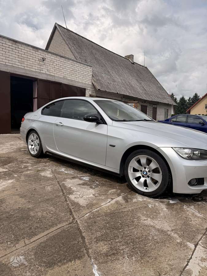 BMW 320, 2.0 l., Купе (coupe)