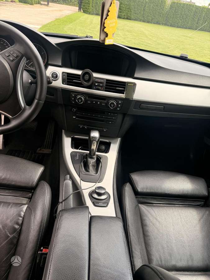 BMW 320, 2.0 l., coupe