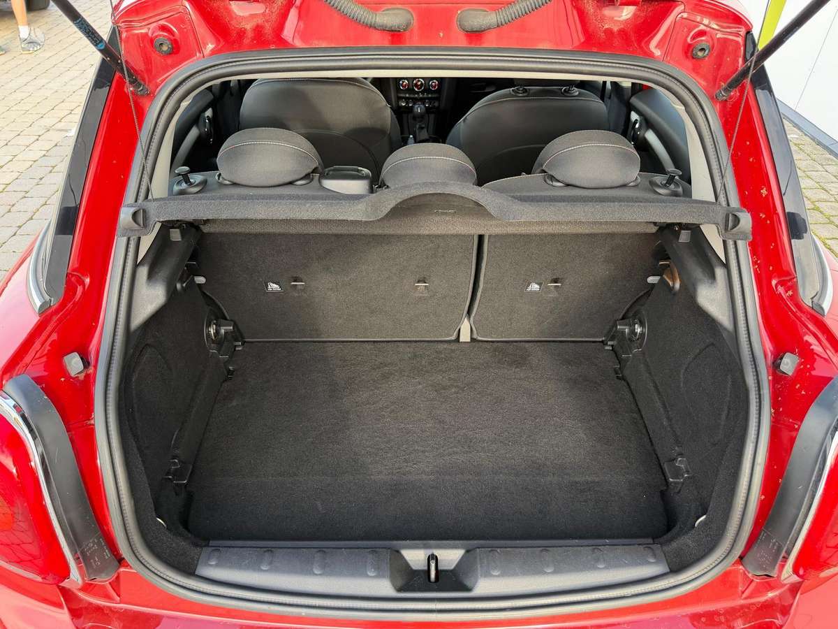 Mini One, 1.2 l., hatchback