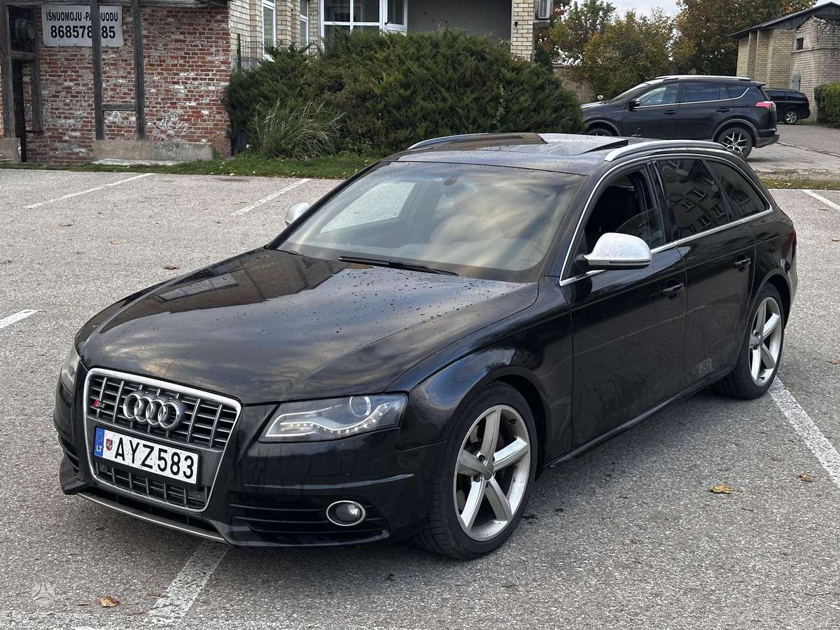 Audi A4, 3.0 l., universalas