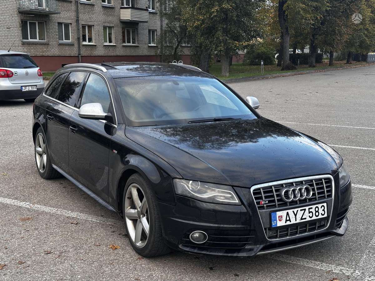Audi A4, 3.0 l., universalas