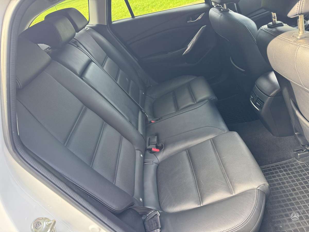 Mazda 6, 2.2 l., Универсал