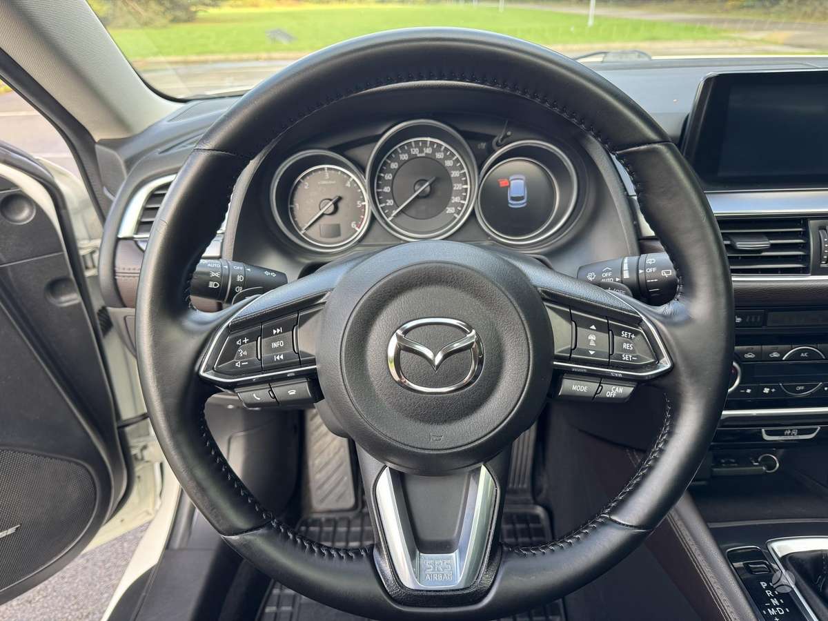 Mazda 6, 2.2 l., Универсал