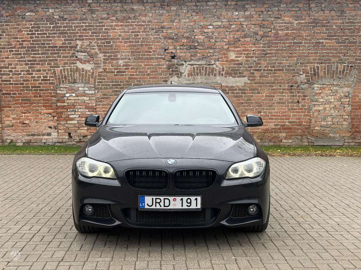 BMW 520, 2.0 l., Седан