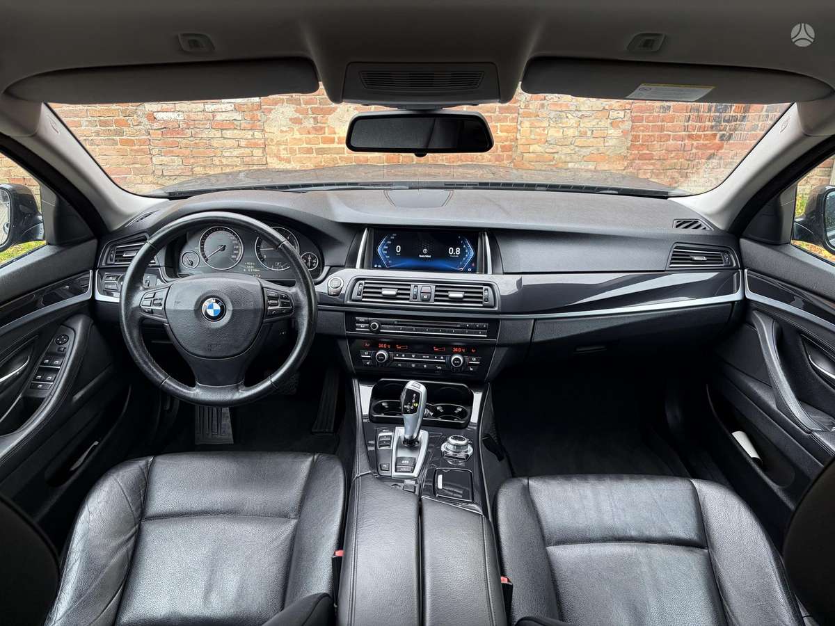 BMW 520, 2.0 l., Седан