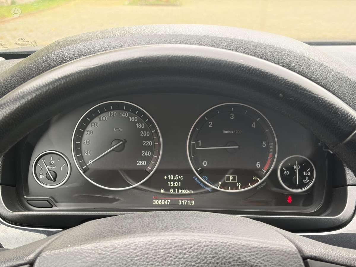 BMW 520, 2.0 l., Седан