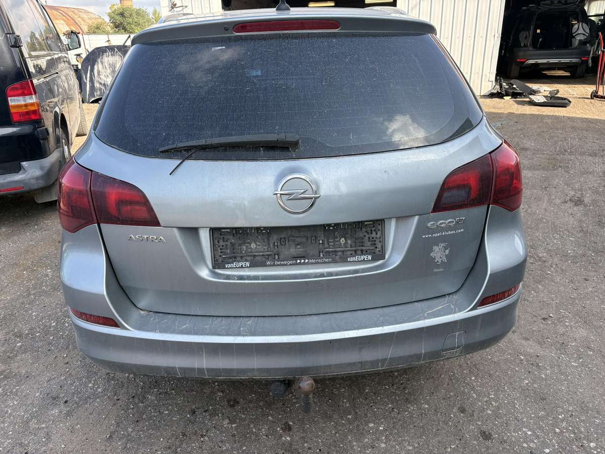 Opel Astra 37068366700
