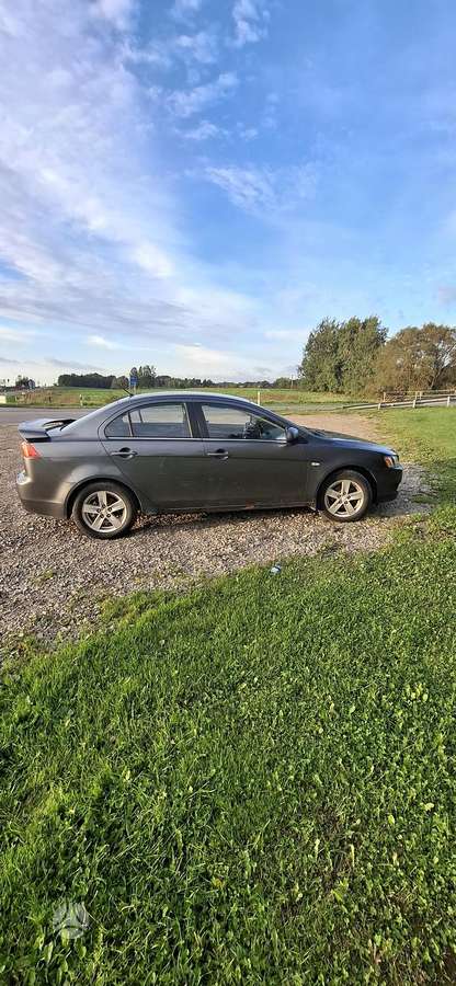 Mitsubishi Lancer, 2.0 l., sedanas