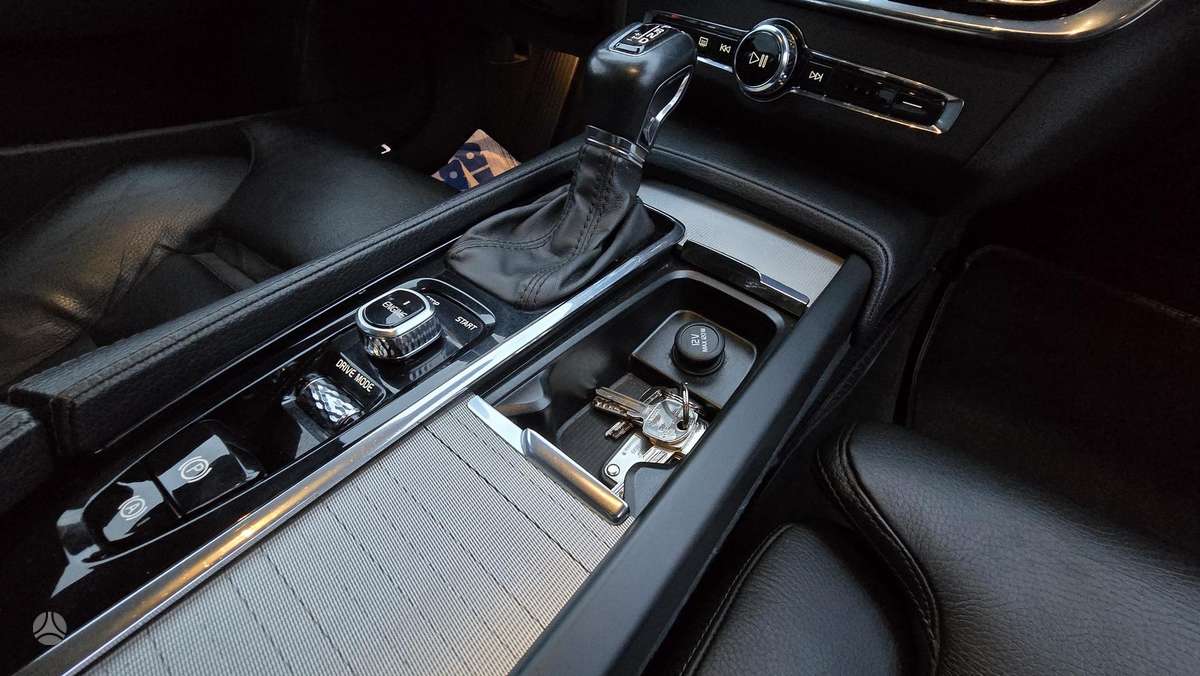Volvo V90, 2.0 l., universalas