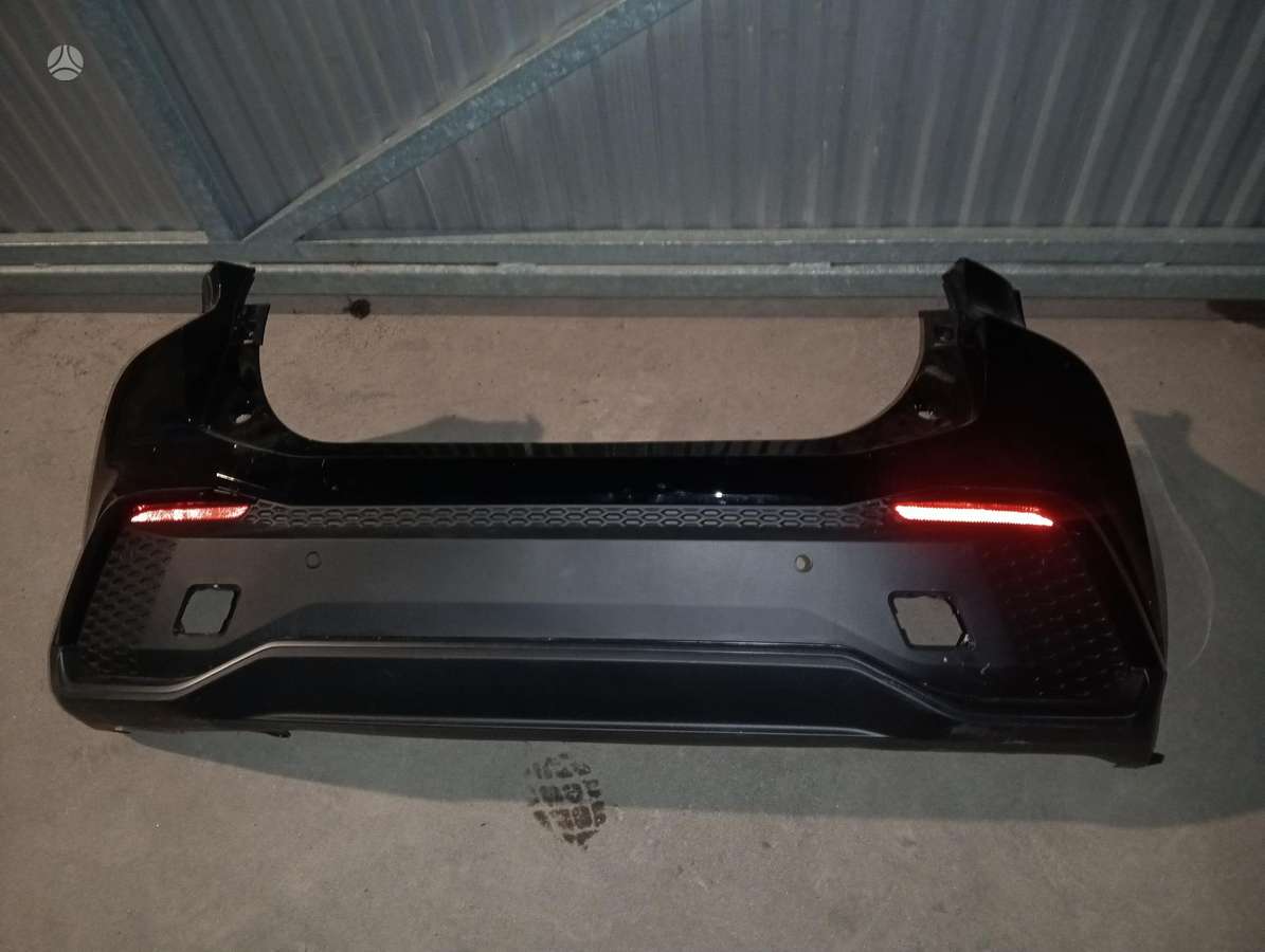 Toyota C-HR детали кузова