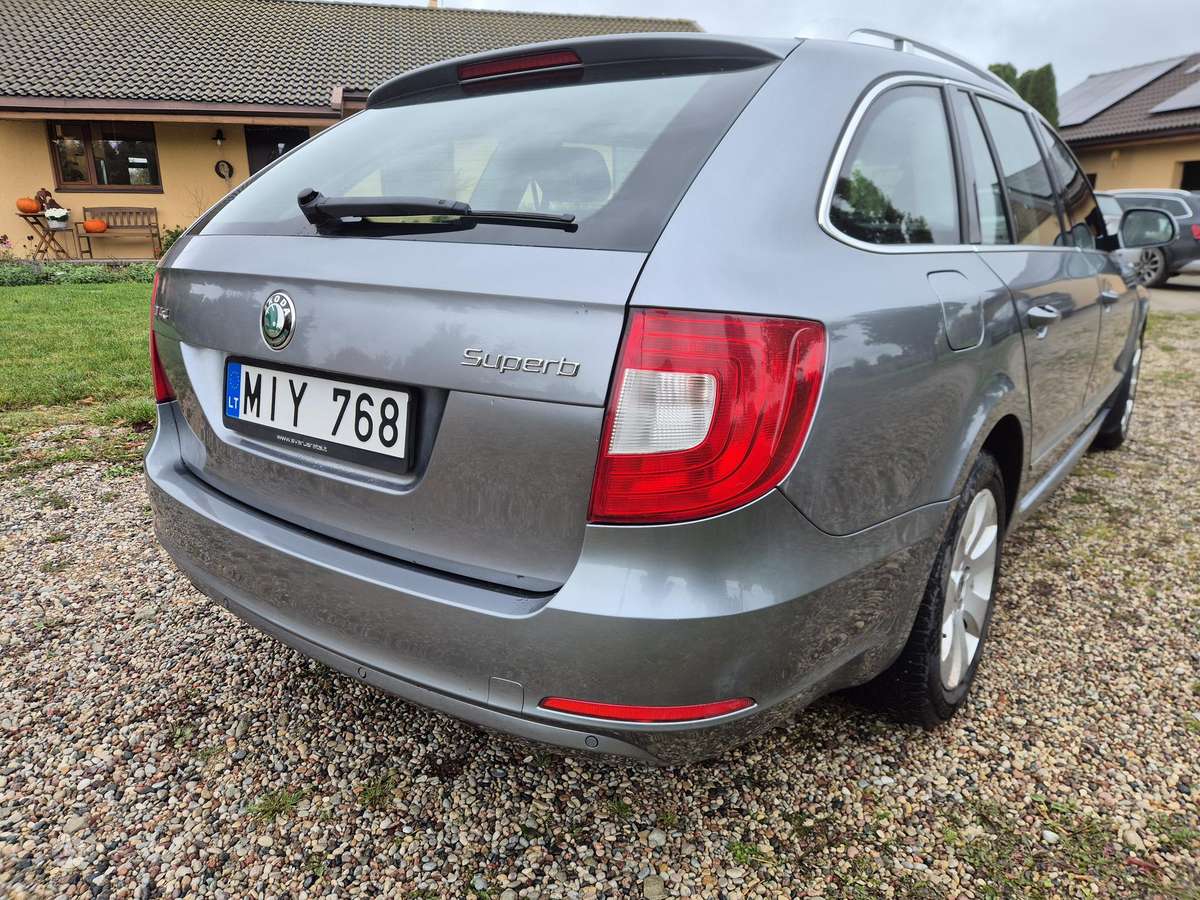 Skoda Superb, 2.0 l., wagon