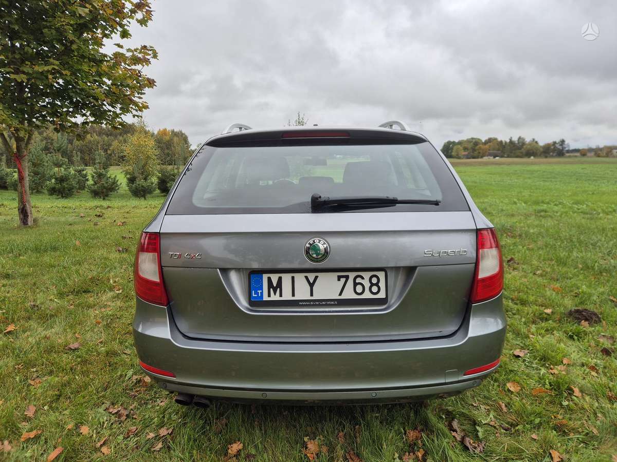 Skoda Superb, 2.0 l., Универсал