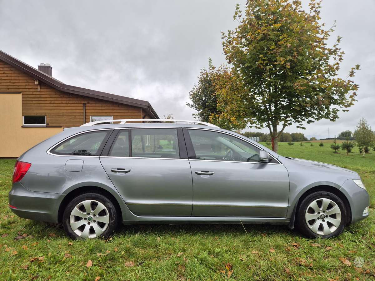 Skoda Superb, 2.0 l., wagon