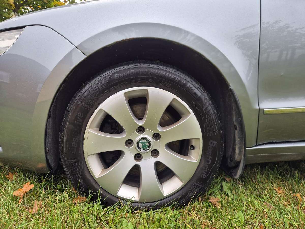 Skoda Superb, 2.0 l., Универсал