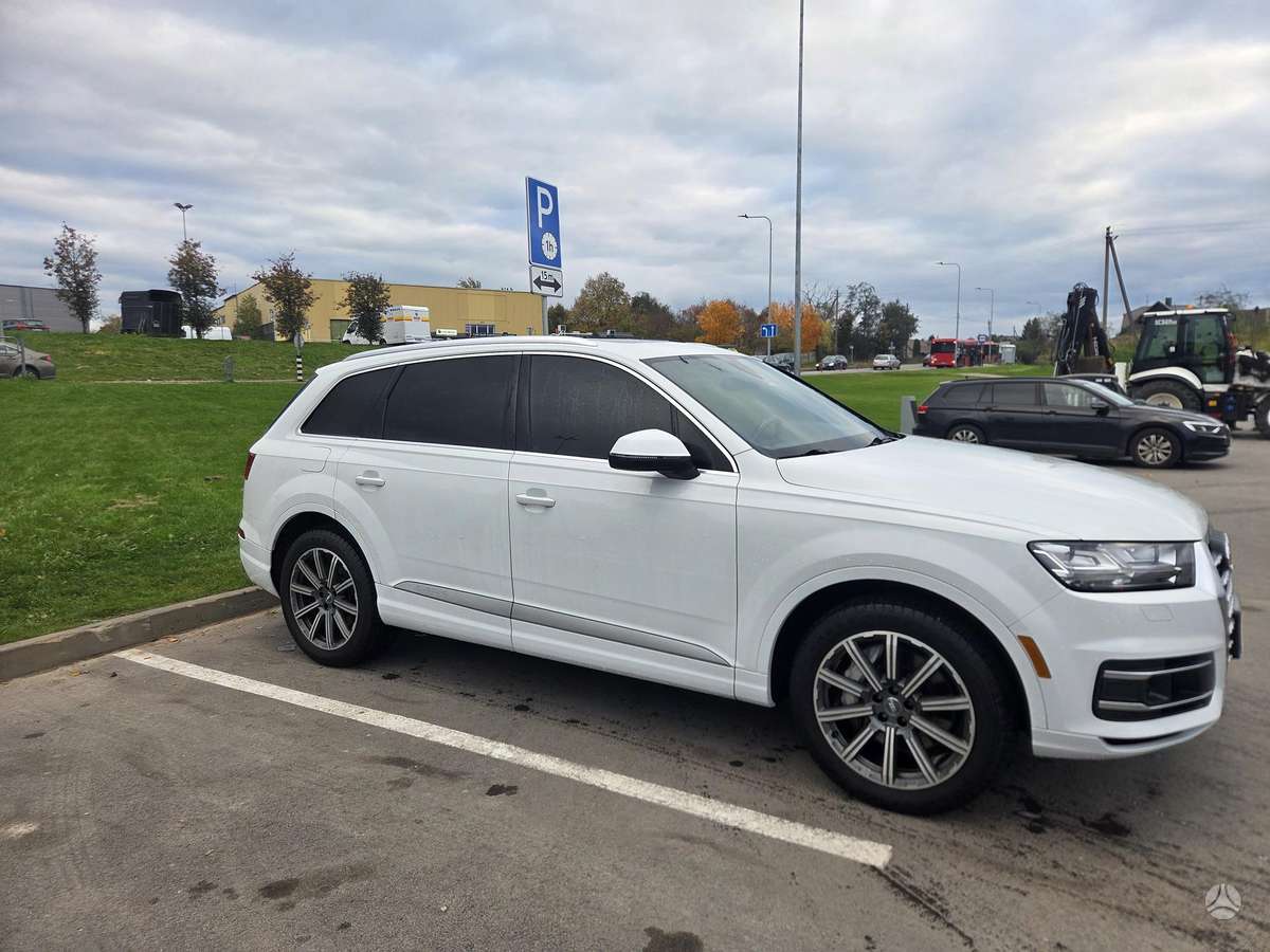 Audi Q7, 3.0 l., Внедорожник / Кроссовер