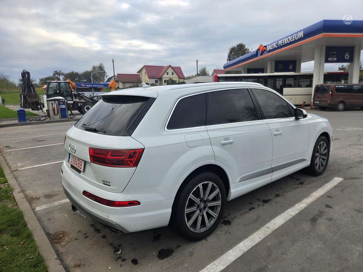 Audi Q7, 3.0 l., Внедорожник / Кроссовер