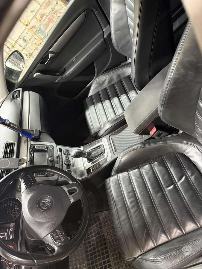 Volkswagen Passat, 2.0 l., Универсал