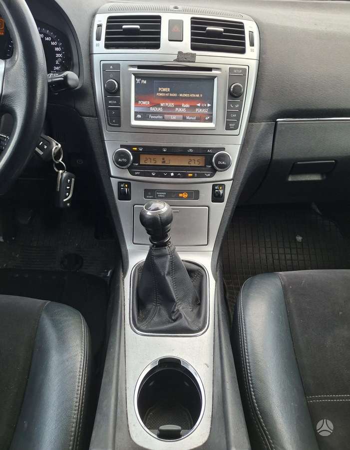 Toyota Avensis Spalva 040