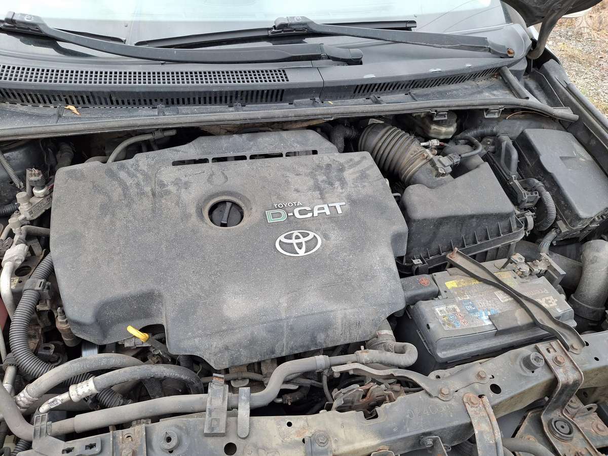 Toyota Avensis Spalva 209
