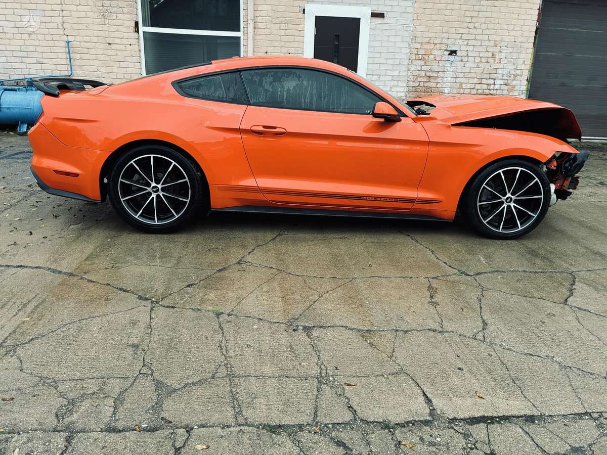 Ford Mustang, 2.3 l., Купе (coupe)