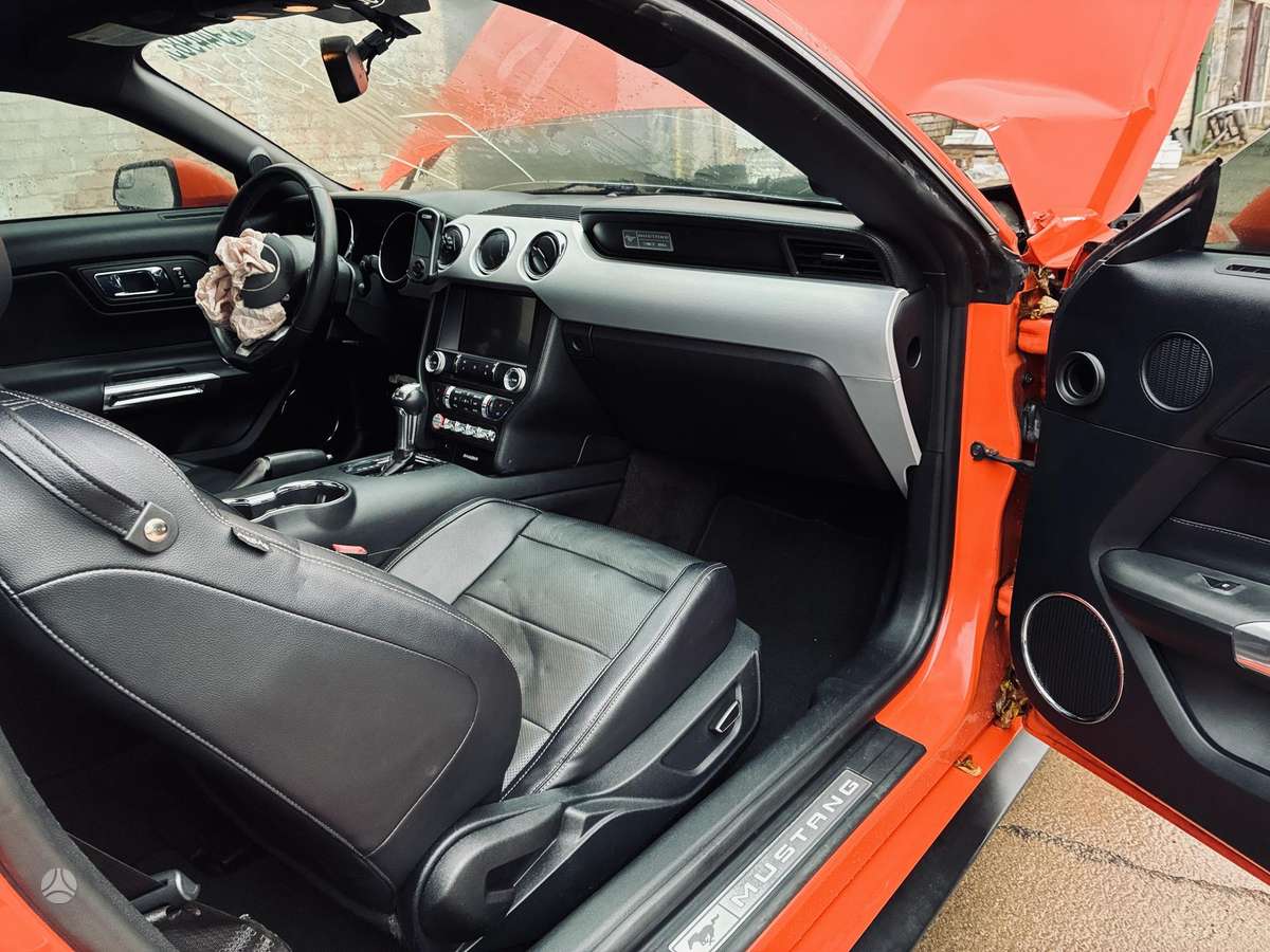 Ford Mustang, 2.3 l., Купе (coupe)